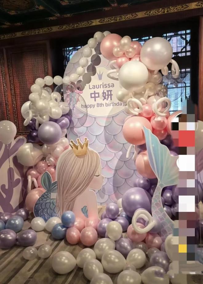 一顿饭三千多超难约内景曝光低调奢华开元ky棋牌郭晶晶凤临阁为长女庆生(图8)